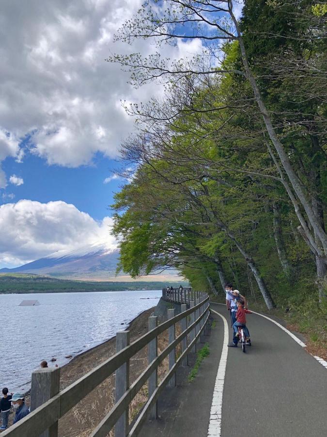 湖の辺の宿時翠 Yamanakako Exteriör bild